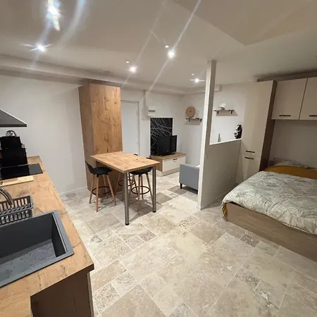 Appartement Charmant Appartement *